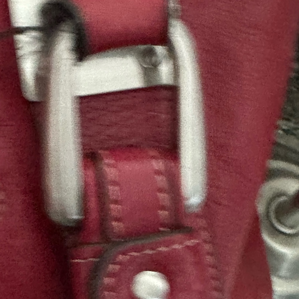 Elegant Red Leather Satchel - Picture 5 of 9